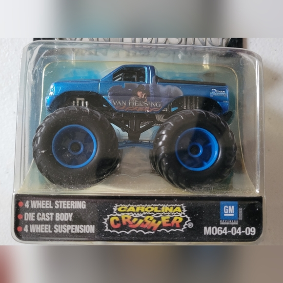 NIP Muscle Machine Van Helsing Carolina Crusher - Picture 3 of 8